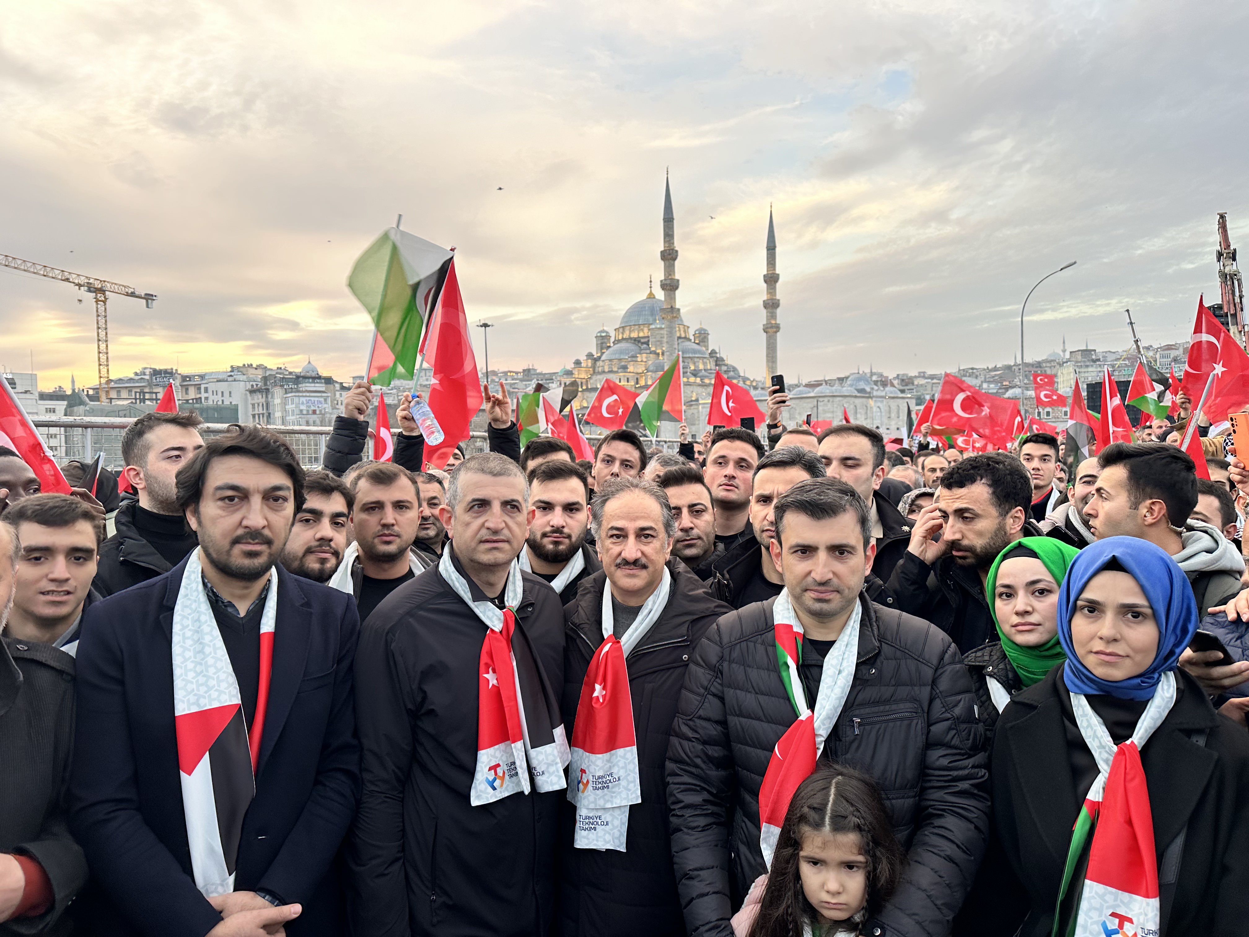 "For a fair world, stand with Palestine"