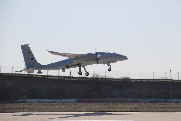 AKINCI PT-3 İLK UÇUŞUNU BAŞARIYLA TAMAMLADI