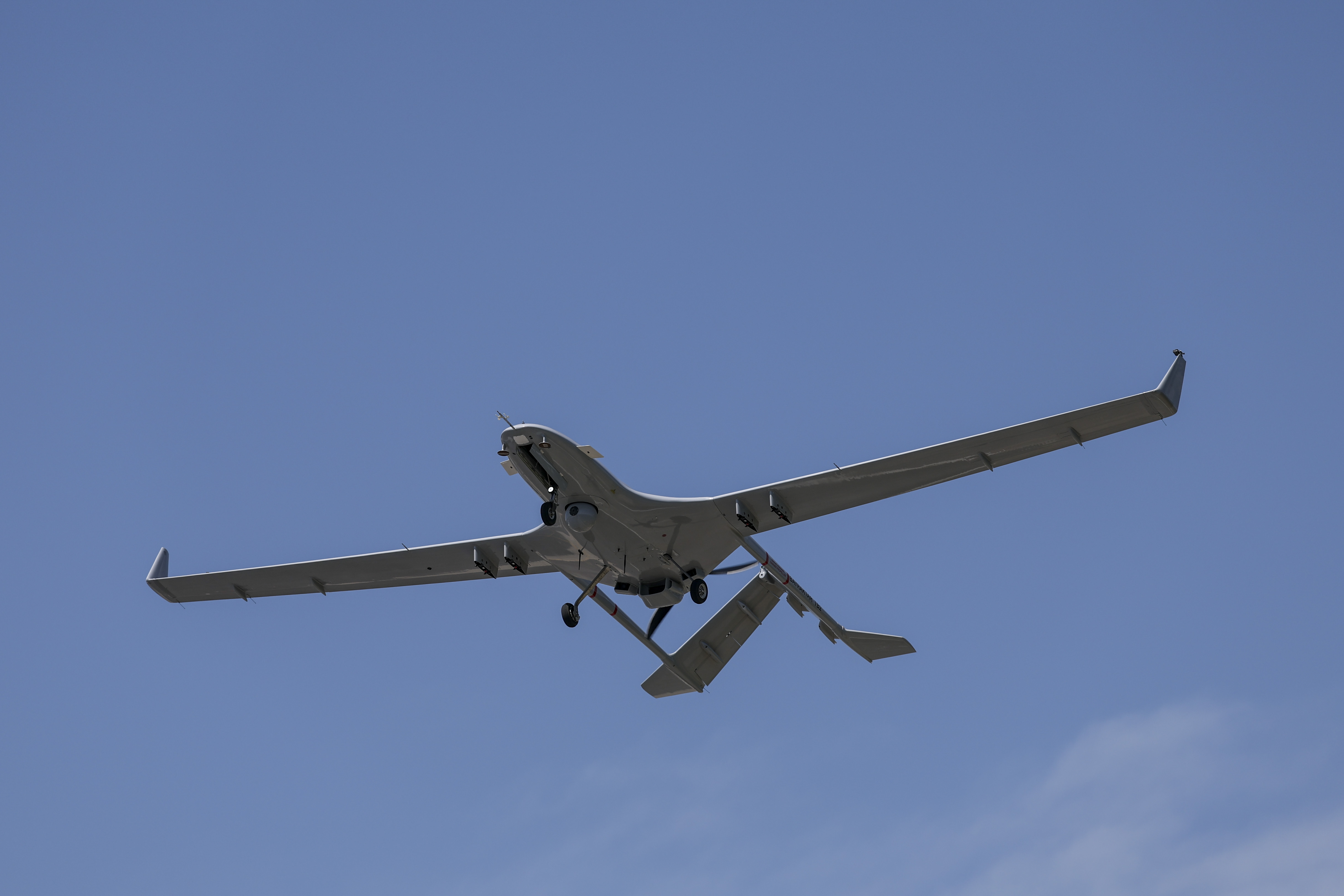 BAYRAKTAR TB2T-AI BREAKS OWN ALTITUDE RECORD, MAKING ITS MARK ON THE SKY