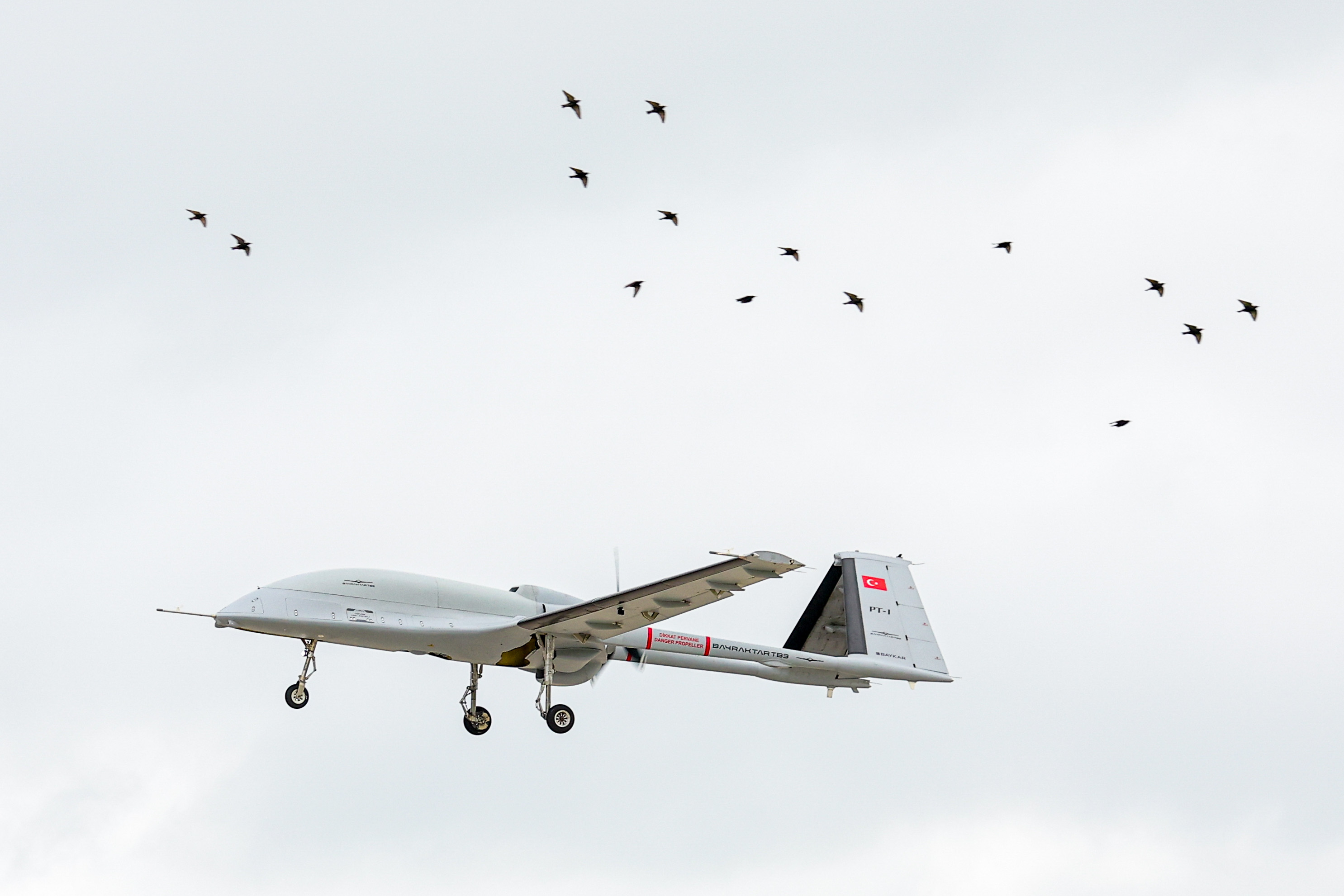 POWERED BY INDIGENOUS ENGINE, BAYRAKTAR TB3 UCAV CLIMBS TO RECORD ALTITUDE