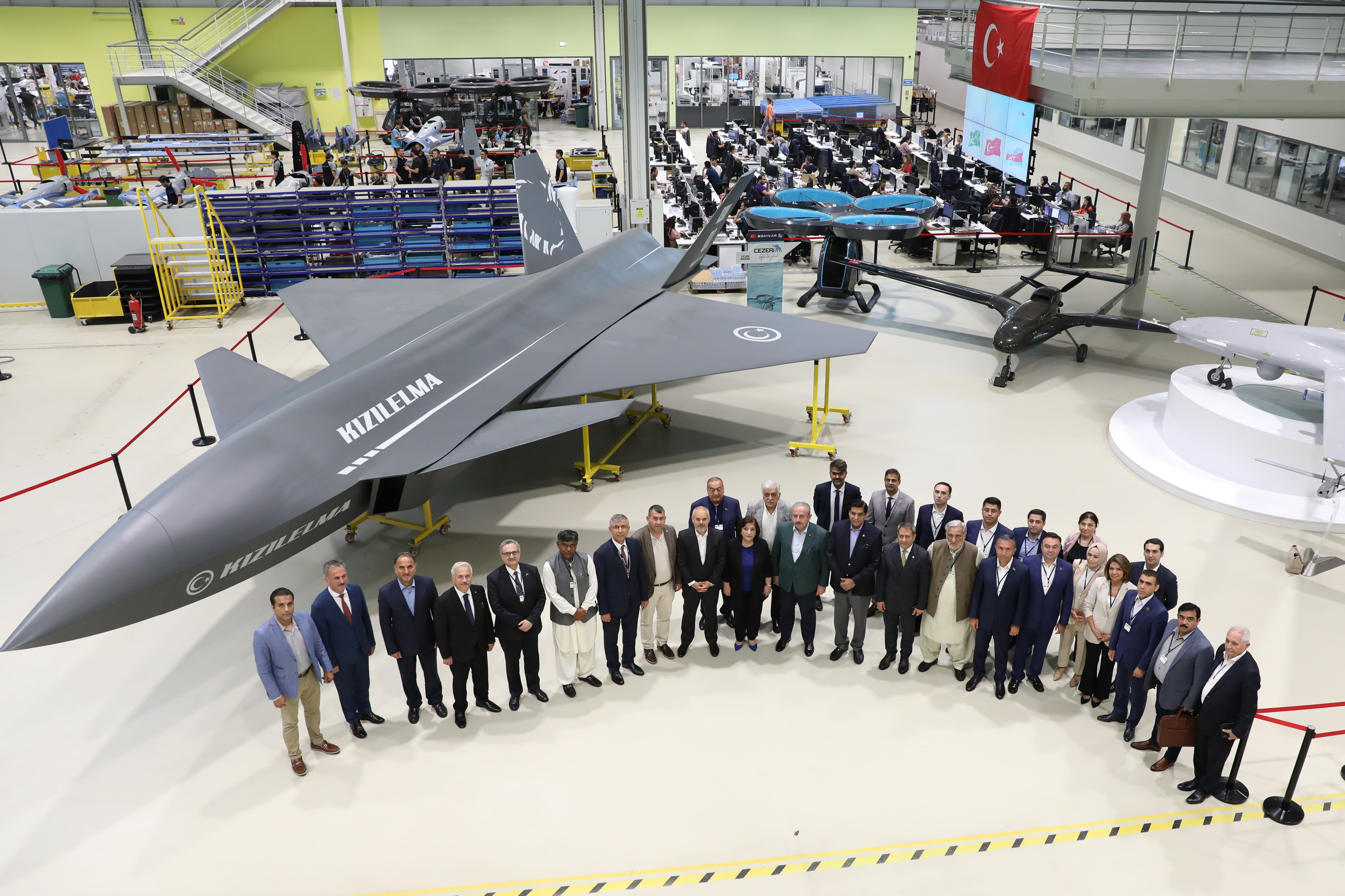 Türkiye, Azerbaycan ve Pakistan meclis başkanları, Baykar'ı ziyaret etti