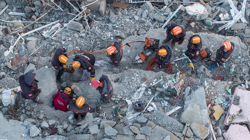 Baykar'dan deprem bölgesine 355,7 milyon TL yardım