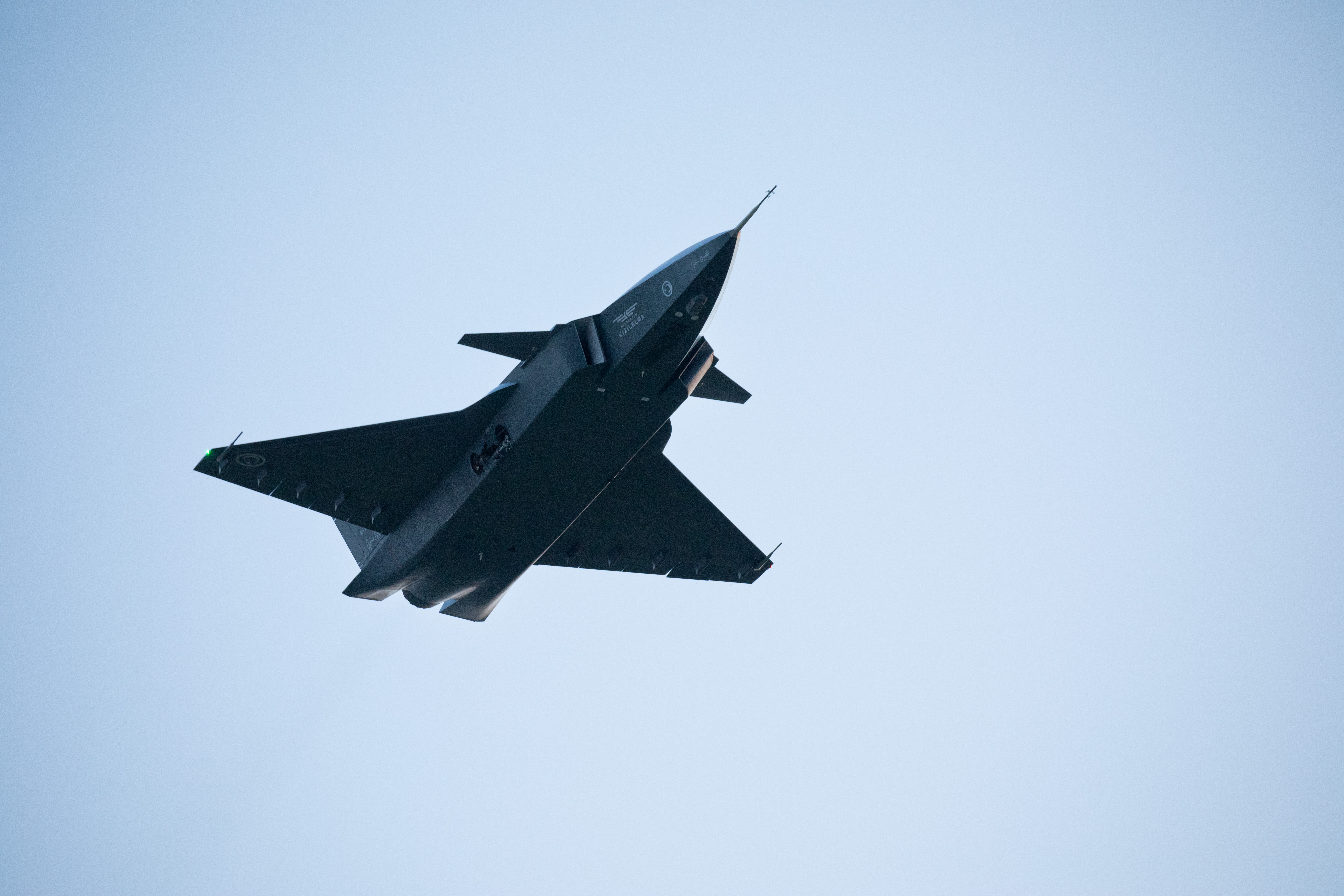 BAYRAKTAR KIZILELMA TEKNOFEST’E UÇTU